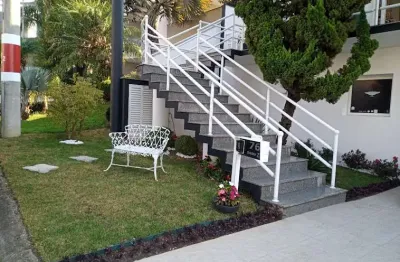 Casa de condomínio sobrado á venda tem 470m² com 04 suítes, são bernardo do campo.