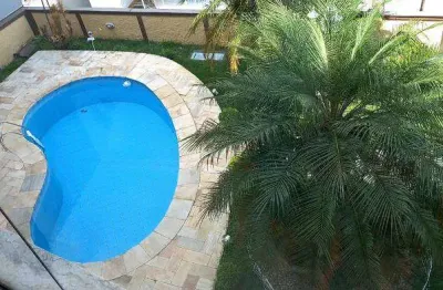 Casa de condomínio sobrado á venda de 450m² com 04 dormitórios, terra nova ii.