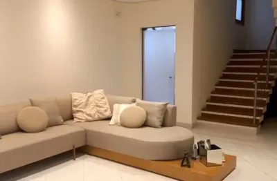 Casa de condomínio sobrado para venda com 510 metros quadrados com 04 suítes