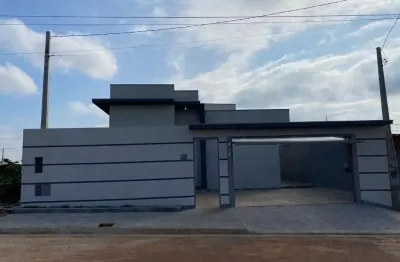 Linda casa térrea com 132m2, com 3 dormitórios sendo 01 suítes, valor 630.mil.