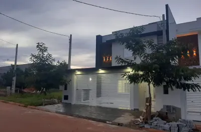 Lindo sobrado alto padrão com 145m2, com 3 dormitórios sendo 01 suíte, no valor 698.mil.