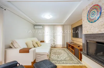 Casa à Venda em Condomínio em Santa Felicidade - Curitiba/PR  R$ 2.650.000