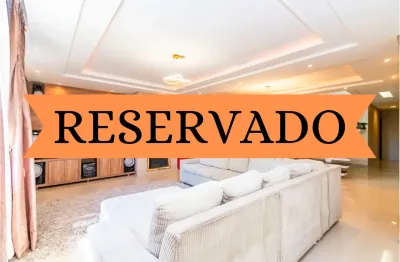 Casa com Piscina à venda por R$ 1.550.000 no Boqueirão - Curitiba - PR
