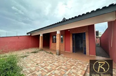 Excelente oportunidade sobrado 5 dormitórios sendo 2 suítes com edícula 900 mts da praia r$ 600.000.00