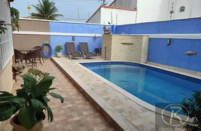 Casa com piscina lado praia com 3 dormitórios à venda por r$ 699.000 - estância balneária belmira novaes - peruíbe/sp