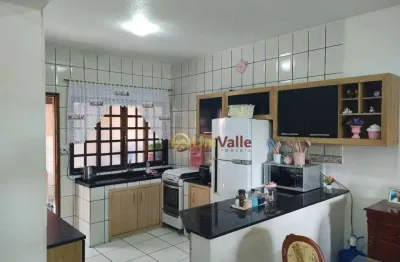 Sobrado com 2 dormitórios à venda por r$ 350.000,00 - vitória vale - caçapava/sp