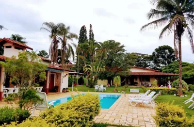 Chácara com 3 casas no espaço, com lazer completo, muito bem localizada à venda, 6147 m² por r$ 2.200.000 - chácara santa rita - caçapava/sp