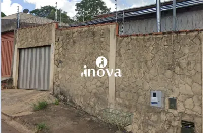 Casa à venda, 2 quartos, 1 suíte, 4 vagas, califórnia - jardim - uberaba/mg