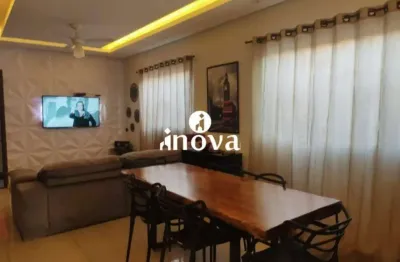 Casa à venda, 3 quartos, 1 suíte, 2 vagas, copacabana, jardim - uberaba/mg
