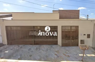 Casa à venda, 3 quartos, 1 suíte, 2 vagas, nenê gomes, jardim - uberaba/mg
