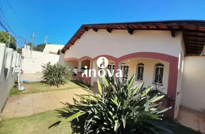 Casa à venda, 3 quartos, 1 suíte, 4 vagas, mercês - uberaba/mg