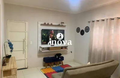 Casa com 2 quartos à venda no Parque das Aroeiras, Uberaba 