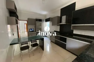 Casa com 2 quartos à venda no Parque das Laranjeiras, Uberaba 