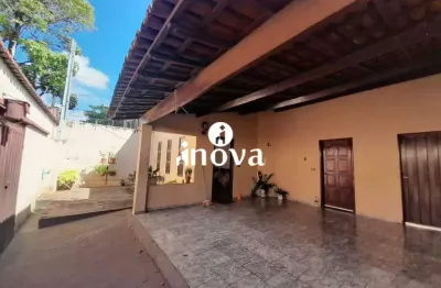 Casa com 3 quartos à venda no Residencial Estados Unidos, Uberaba 