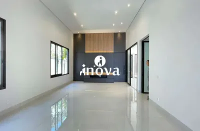 Casa em condomínio fechado com 3 quartos à venda no Damha Residencial Uberaba II, Uberaba 