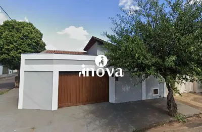 Casa com 3 quartos à venda no Portal Beija Flor, Uberaba 