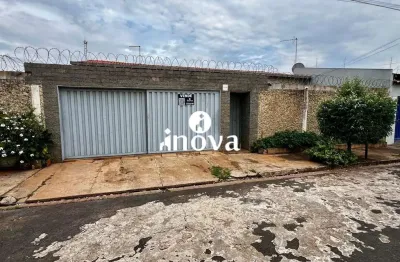 Casa com 4 quartos à venda no Josa Bernardino I, Uberaba 