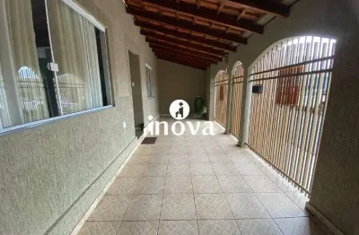 Casa com 5 quartos à venda no Santa Marta, Uberaba 