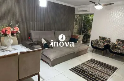 Casa com 3 quartos à venda no Portal Beija Flor, Uberaba 