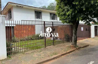Casa com 4 quartos para alugar no Mercês, Uberaba 