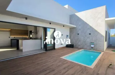 Casa com 4 quartos para alugar no Damha Residencial Uberaba III, Uberaba 