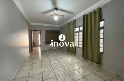 Casa com 3 quartos à venda no Fabrício, Uberaba 