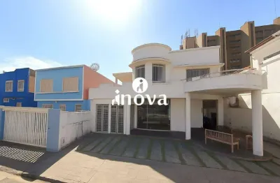 Casa comercial à venda no Centro, Uberaba 