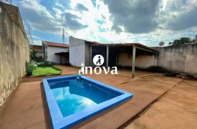 Casa com 2 quartos à venda no Núcleo Residencial Tutunas, Uberaba 