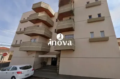 Apartamento com 3 quartos à venda no Mercês, Uberaba 