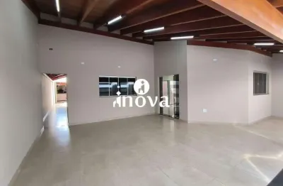 Casa com 3 quartos para alugar no Jardim Nenê Gomes, Uberaba 
