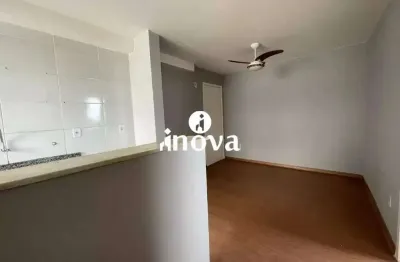 Apartamento com 2 quartos para alugar na Cidade Nova, Uberaba 