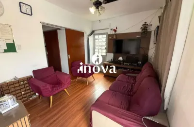 Casa comercial à venda no São Benedito, Uberaba 