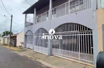 Casa com 4 quartos à venda no Núcleo Residencial Tutunas, Uberaba 