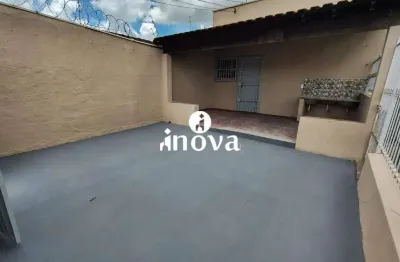 Casa com 2 quartos para alugar no Parque São Geraldo, Uberaba 