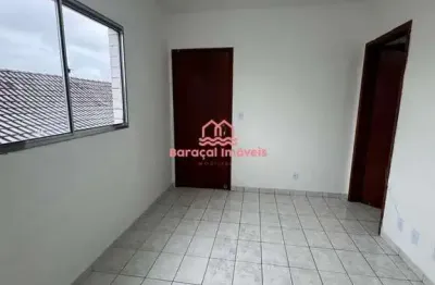 Apartamento para alugar com 2 quartos, aviação na cidade de praia grande/sp!