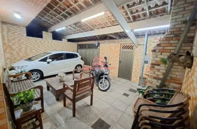 Sobrado espaçoso com 2 quartos com 2 suítes  edícula nos fundos e 2 vagas