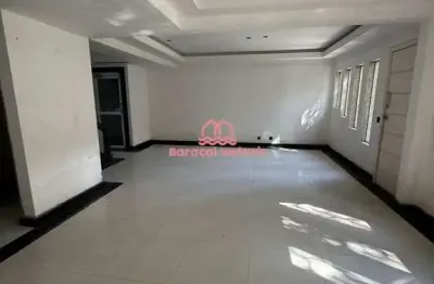 Casa de condomínio ecológico  com 4 quartos possui elevador dentro da casa