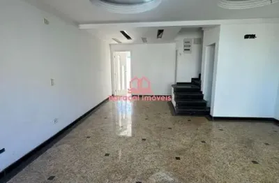 Casa de condomínio ecológico  com 3 quartos com lazer completo