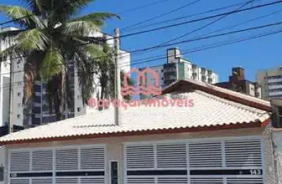 Casa nova geminada, 2 quartos sendo 1 suite e pertinho do mar