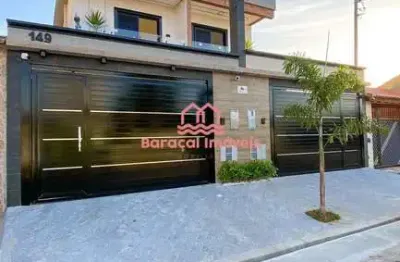 Sobrado alto padrão somente a 50 metros do mar !! possui piscina e churrasqueira