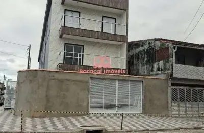 Triplex de condomínio 2 suítes e 4 vagas de garagem na vila mirim