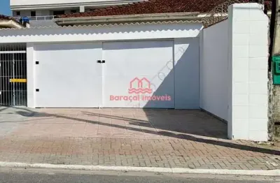 Casa comercial para alugar , bairro guilhermina, excelente localização e 3 vagas