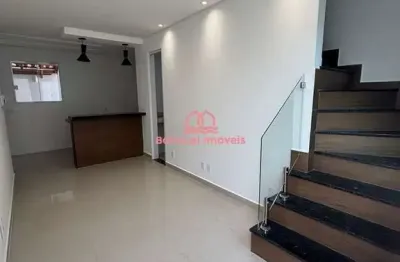 Sobrado em condomínio com 2 quartos 62m² - vila tupi - praia grande/sp