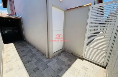 Casa sobreposta alta com 2 quartos 42m² - parque das américas - praia grande/sp