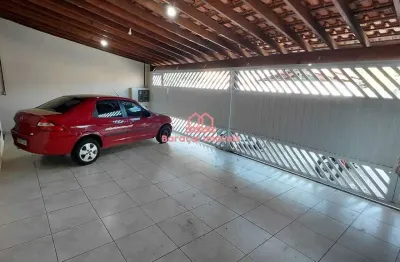 Casa à venda no Bairro Nova Mirim,  com edícula, com quintal e 4 vagas