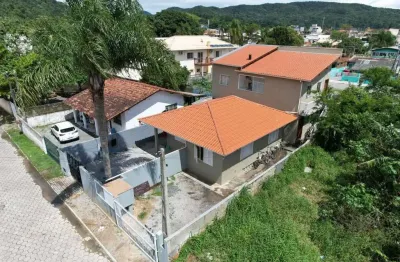 Casa e residencial à venda praia bombas bombinhas sc
