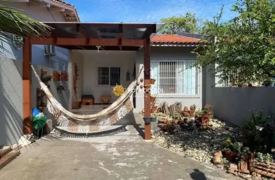 Casa com 2 quartos à venda na Rua Rio Capivari, 800, Zimbros, Bombinhas