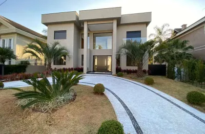 Linda casa no residencial alphaville tamboré 3 com 750m²!!!