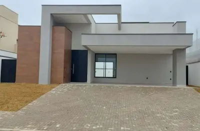 'casa encantadora em alphaville nova esplanada 3: 3 suítes, pé direito duplo. localização próxima ao shopping iguatemi esplanada.'