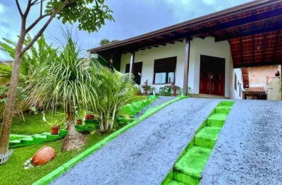 Charmosa casa no coração de piedade - conforto e elegância em cada detalhe